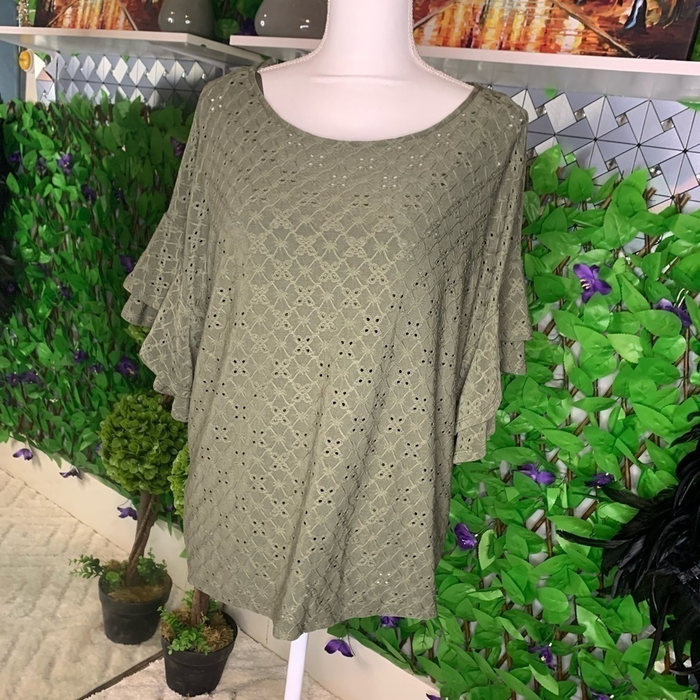 Ruby Rd Women’s Medium Green Embroidered Layered Sleeve Blouse